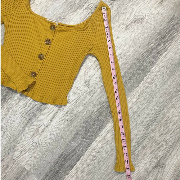 Yellow Crop Top Long Sleeve (Heart & Hips) SMALL Cotton Blend - Picture 6 of 10